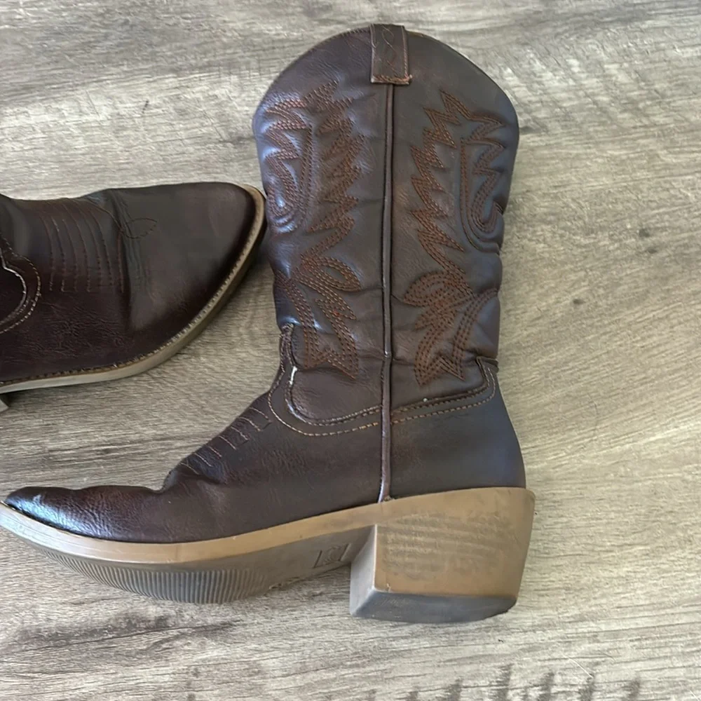 Steve Madden JSalty side zip up cowboy boots size 5